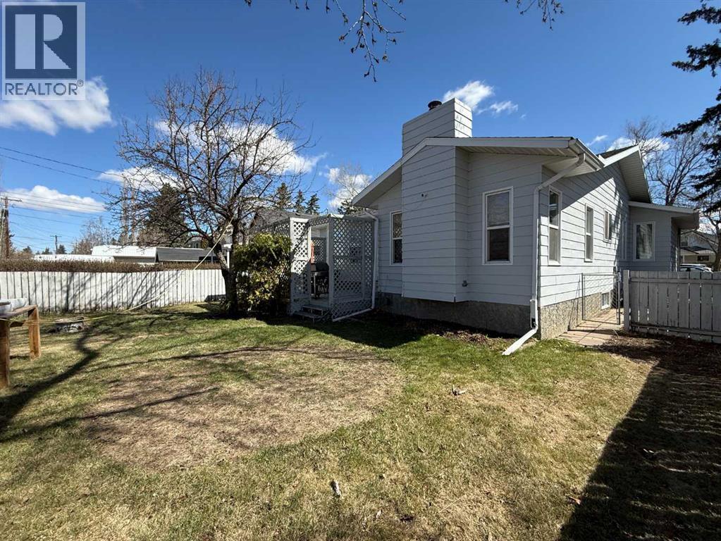 133 6 Avenue SE - 36