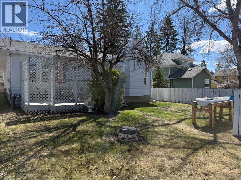 133 6 Avenue SE - 37