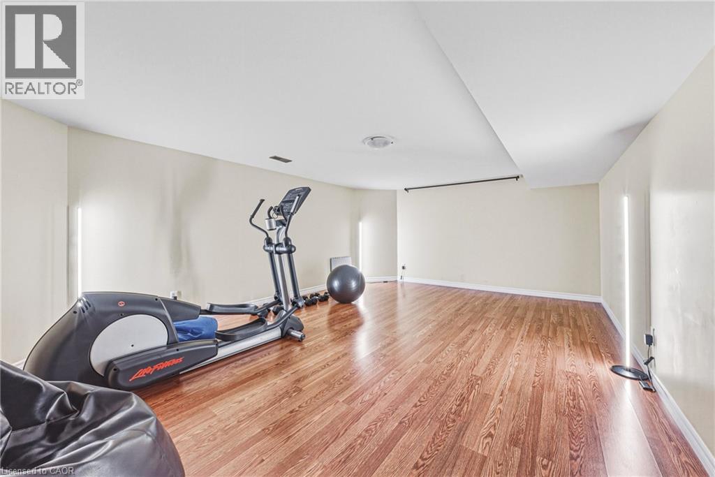 399 GOLF LINKS Road - 39