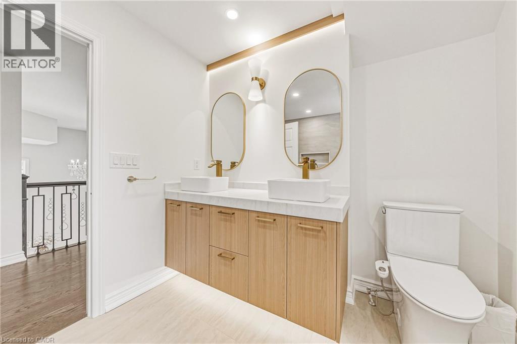399 GOLF LINKS Road - 32