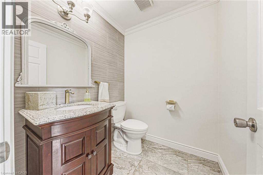 399 GOLF LINKS Road - 21