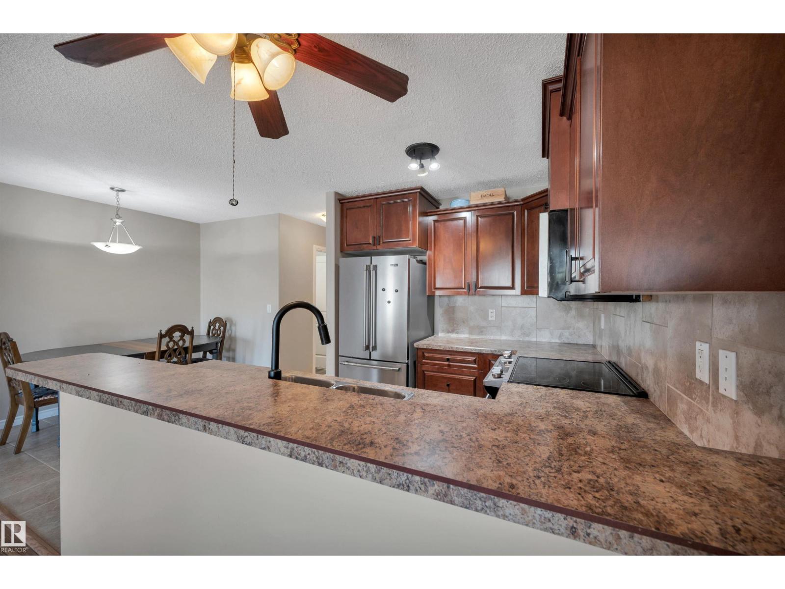 #40 9511 102 Avenue - 5