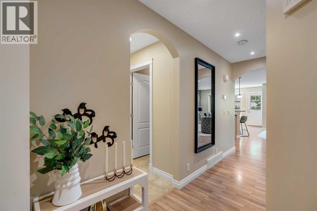 292 Coville Close NE - Image 9