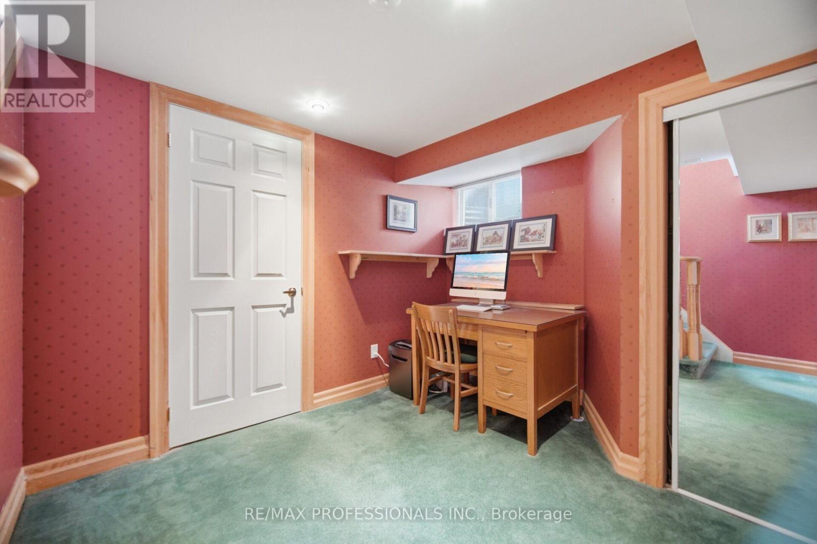 1453 GLENWATSON DRIVE - 22