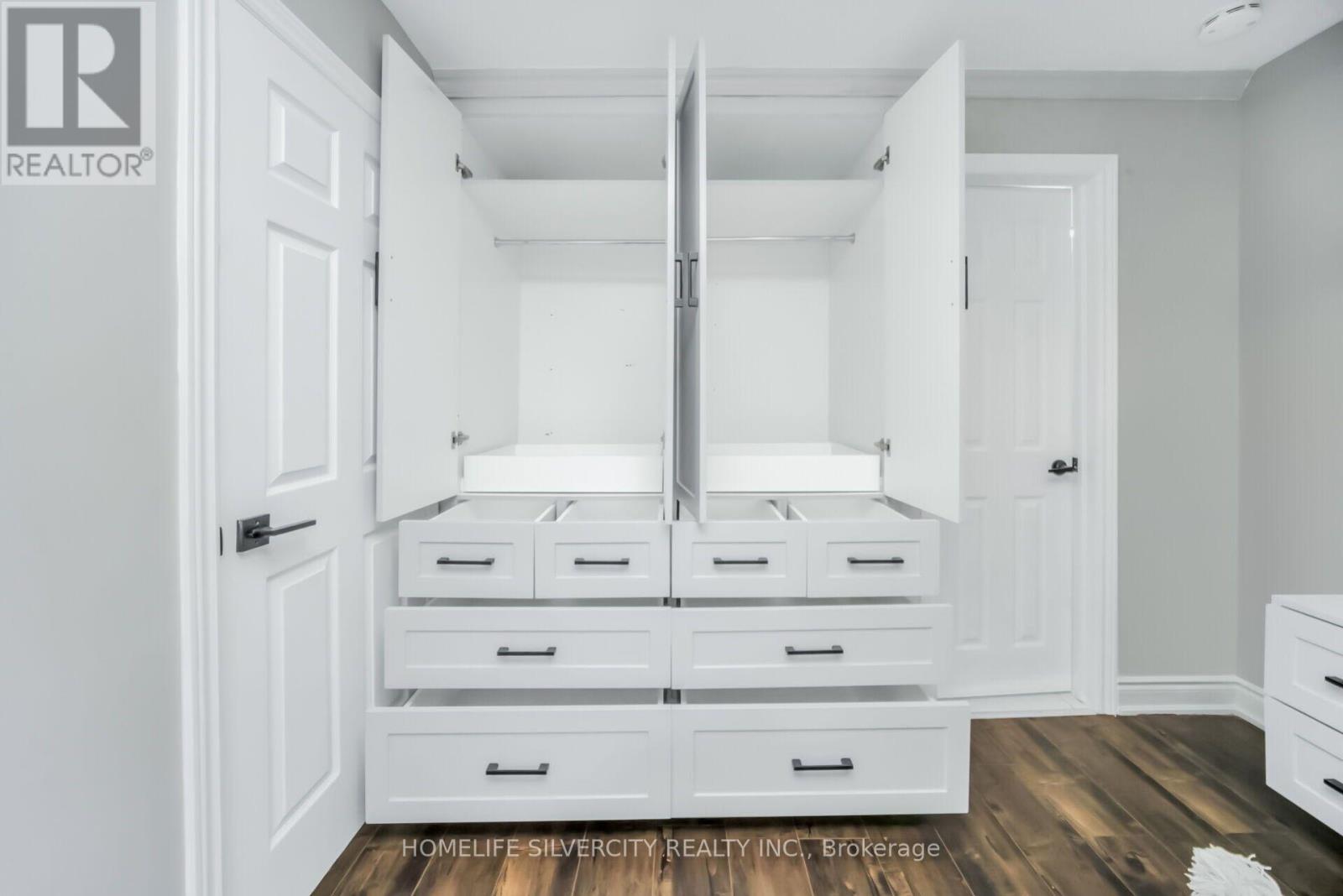 224 DELREX BOULEVARD - 24