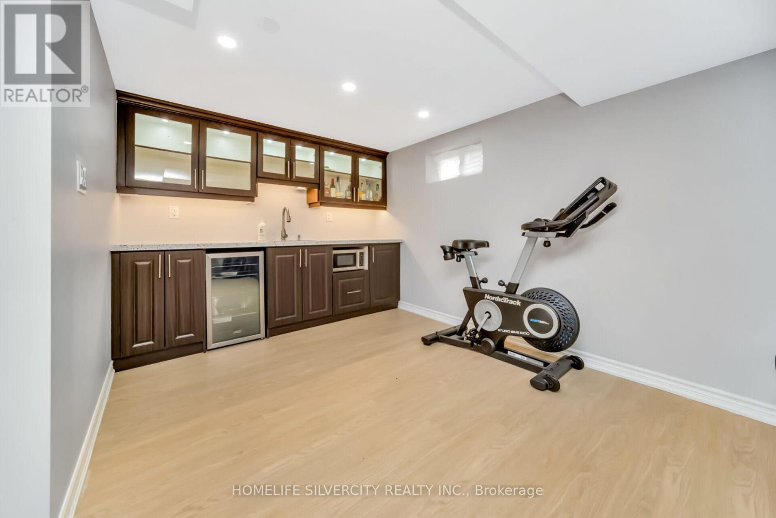 224 DELREX BOULEVARD - 36