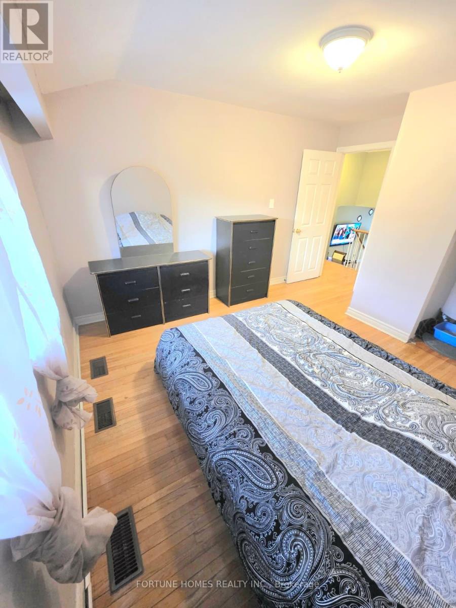 30 DOMBEY ROAD - 24