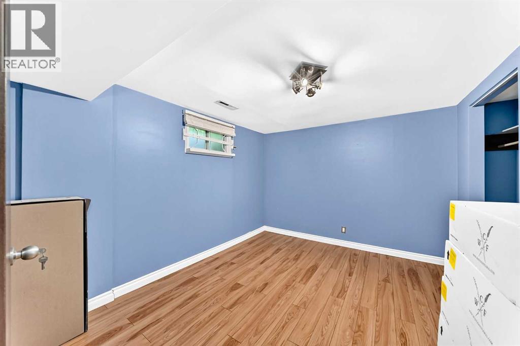 4832 Worcester Drive SW - 30