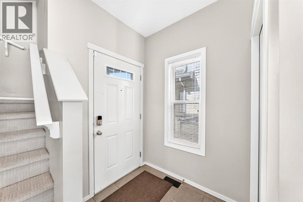 277 Saddlecrest Way NE - 3