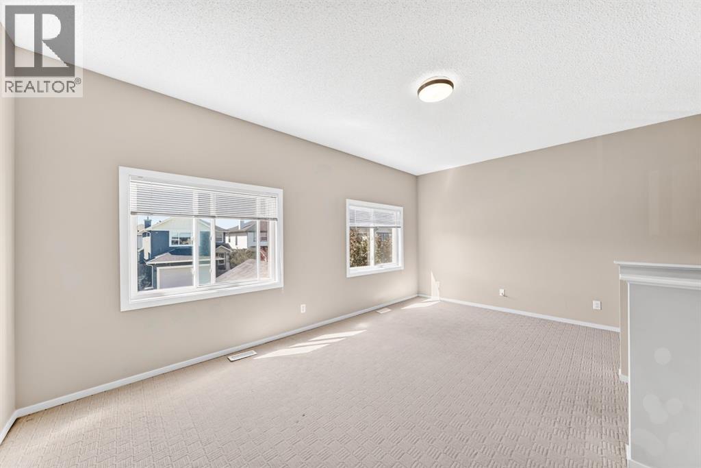 277 Saddlecrest Way NE - 31