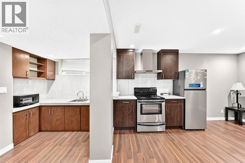 277 Saddlecrest Way NE - 36