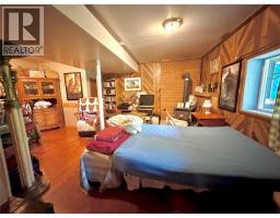 2186 Crestview Crescent, Castlegar, BC V1N3B3 Photo 32