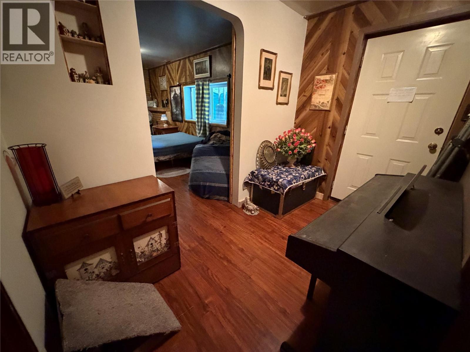 2186 Crestview Crescent - 39