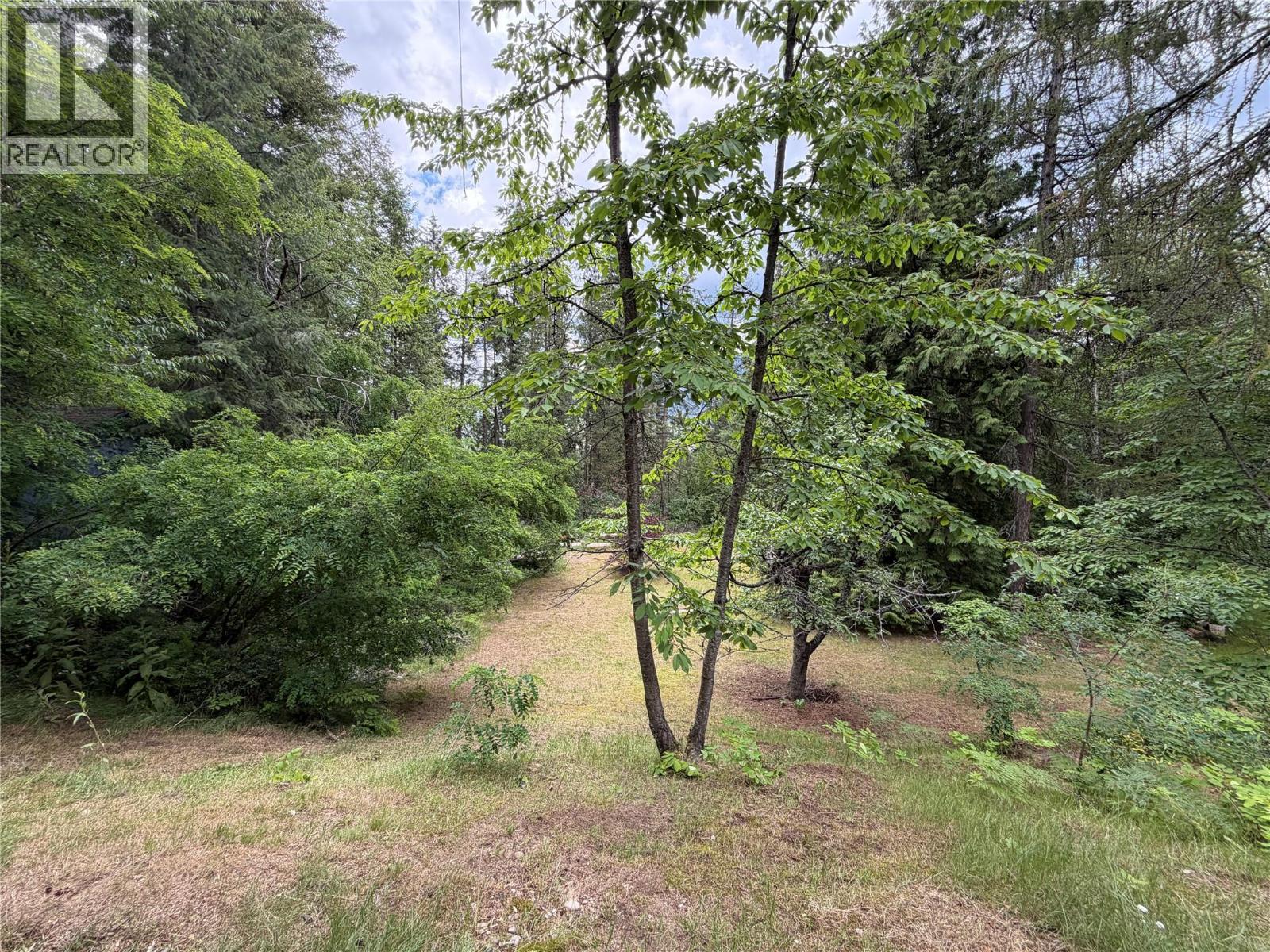 2186 Crestview Crescent - 43