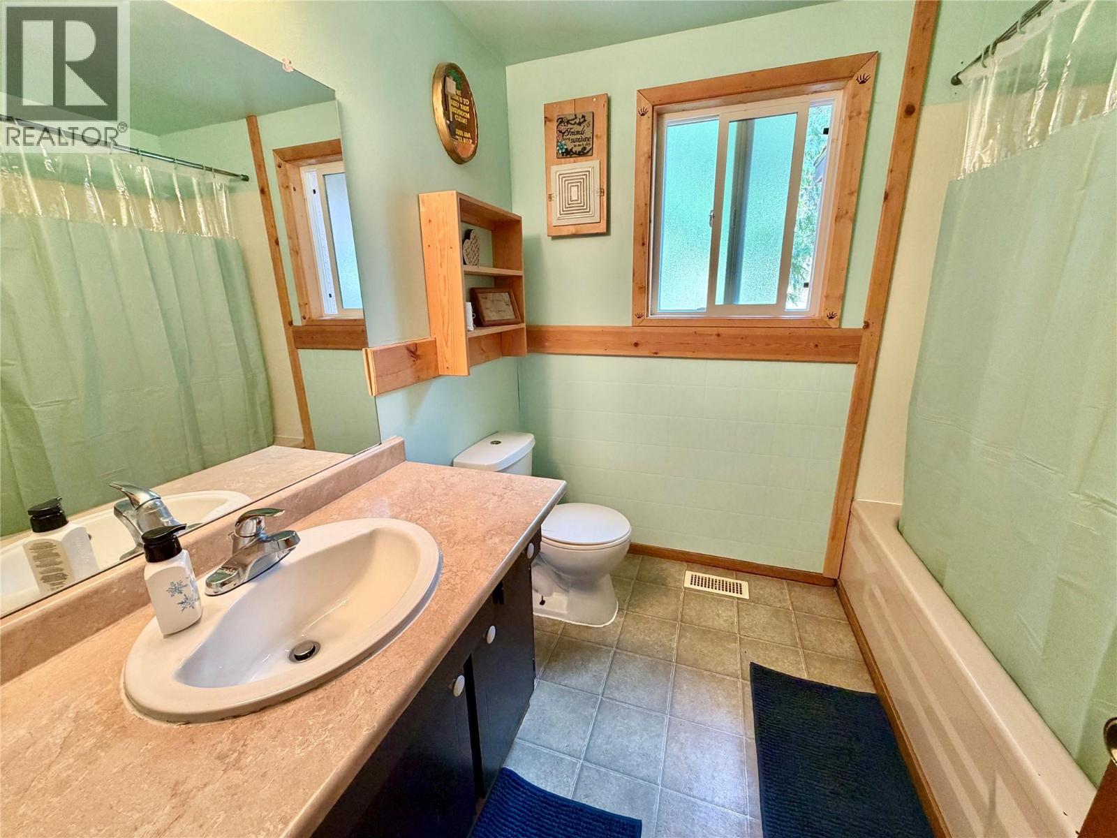 2186 Crestview Crescent - 19