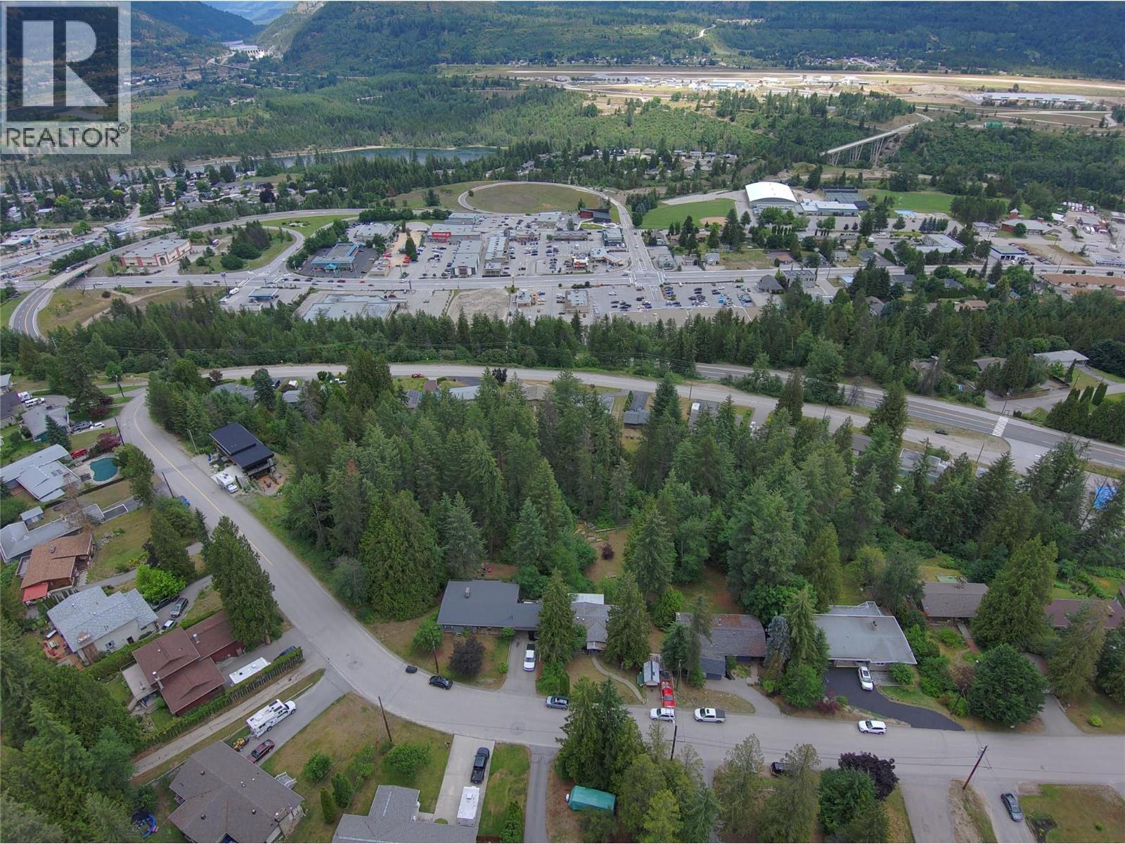 2186 Crestview Crescent - 53