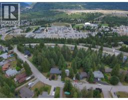 2186 Crestview Crescent, Castlegar, BC V1N3B3 Photo 53