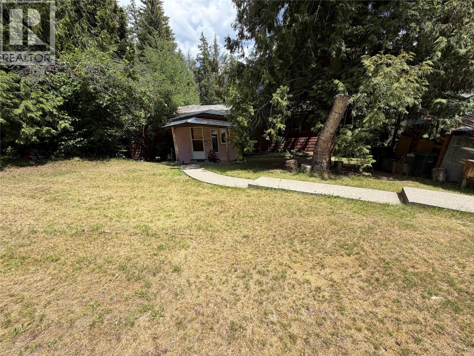 2186 Crestview Crescent - 4
