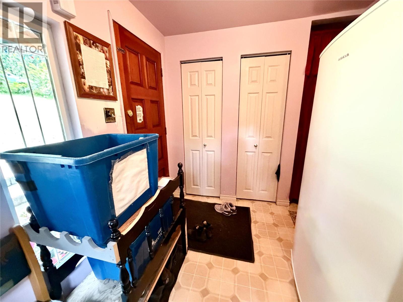 2186 Crestview Crescent - 29