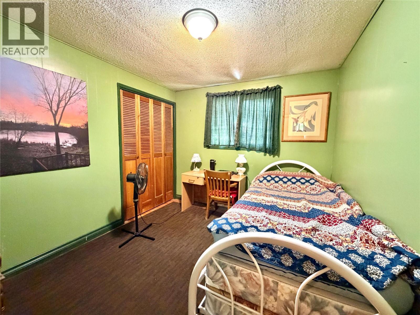 2186 Crestview Crescent - 20