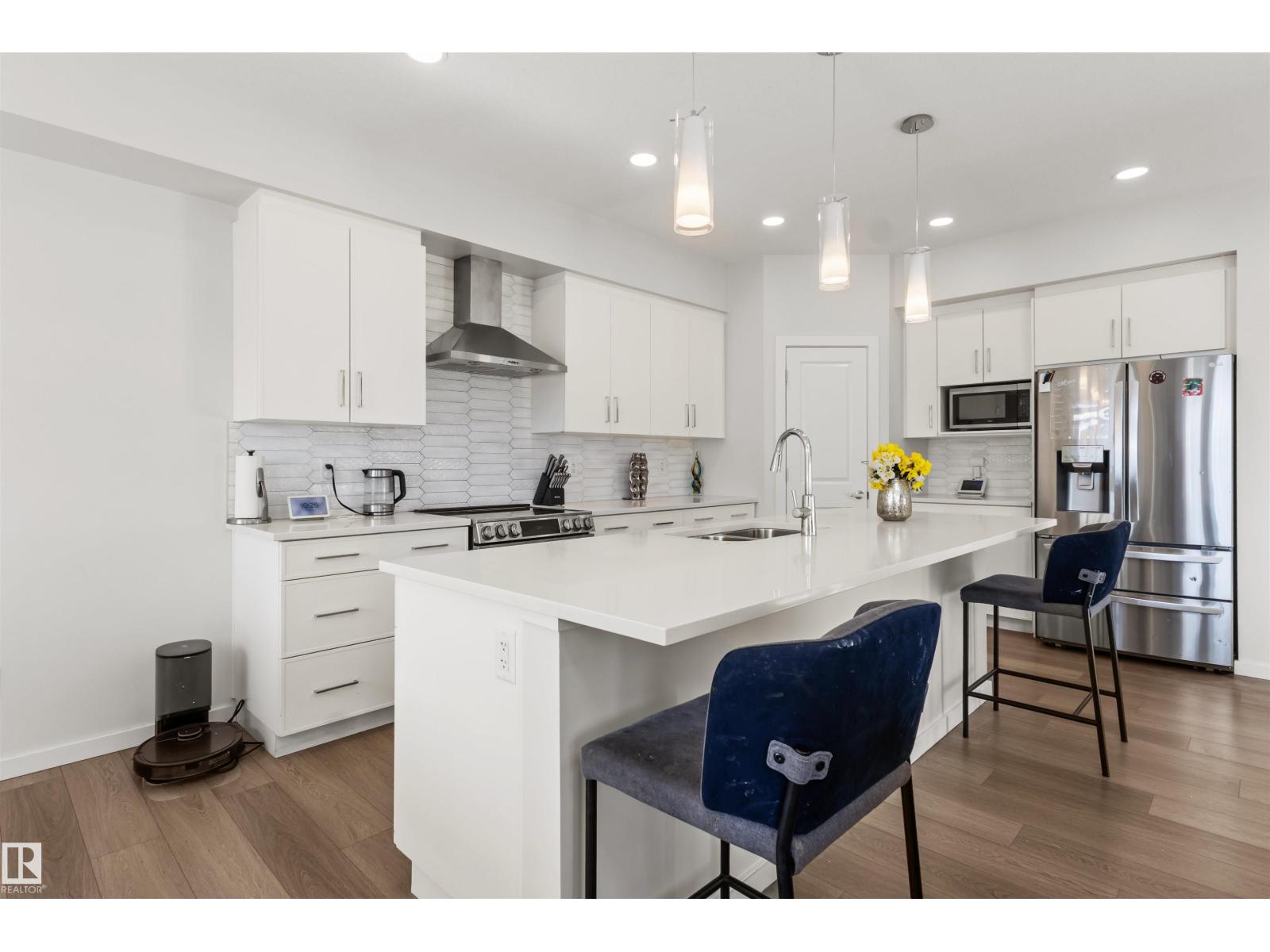 1471 PLUM CI SW - 15