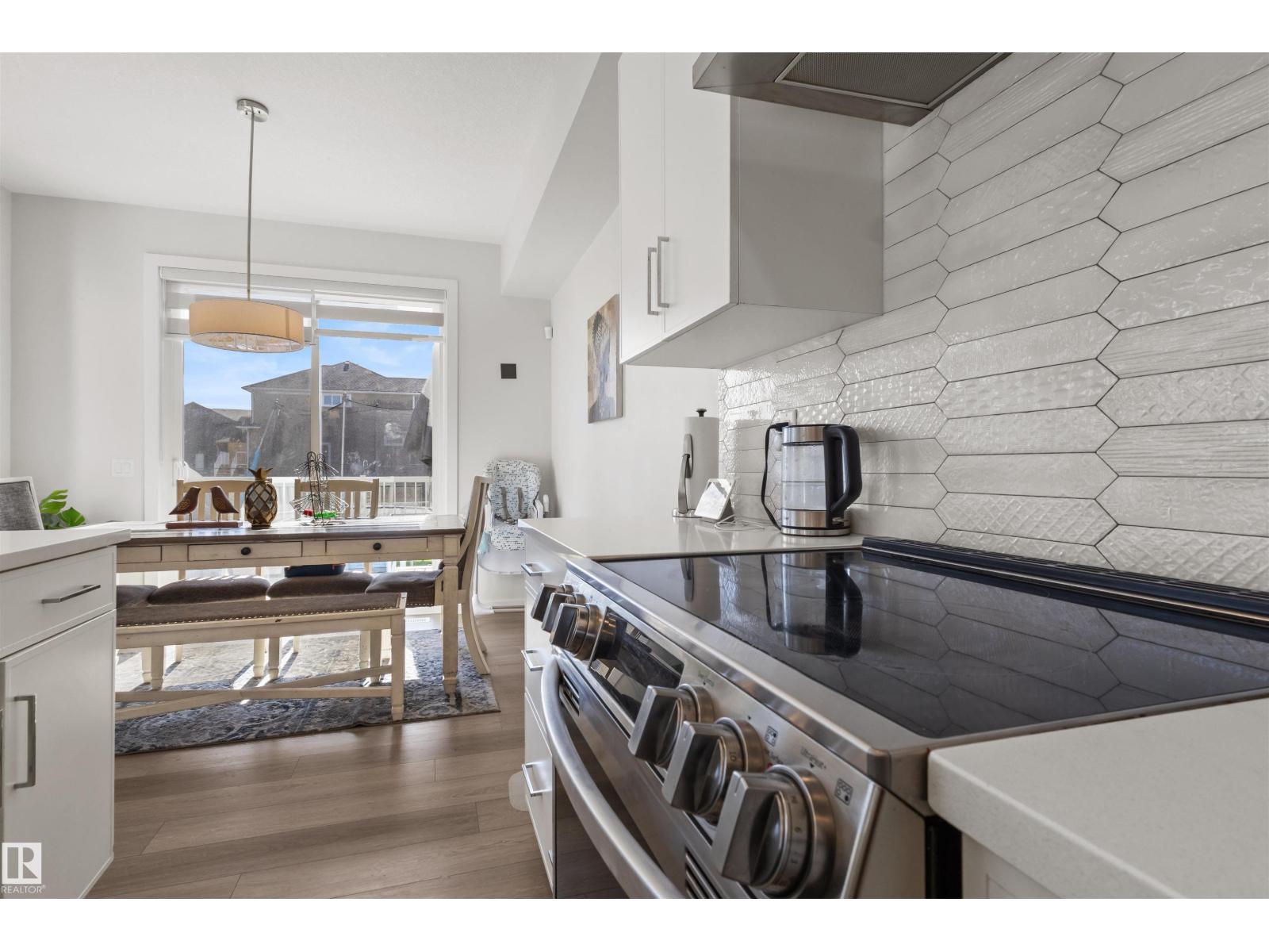 1471 PLUM CI SW - 19