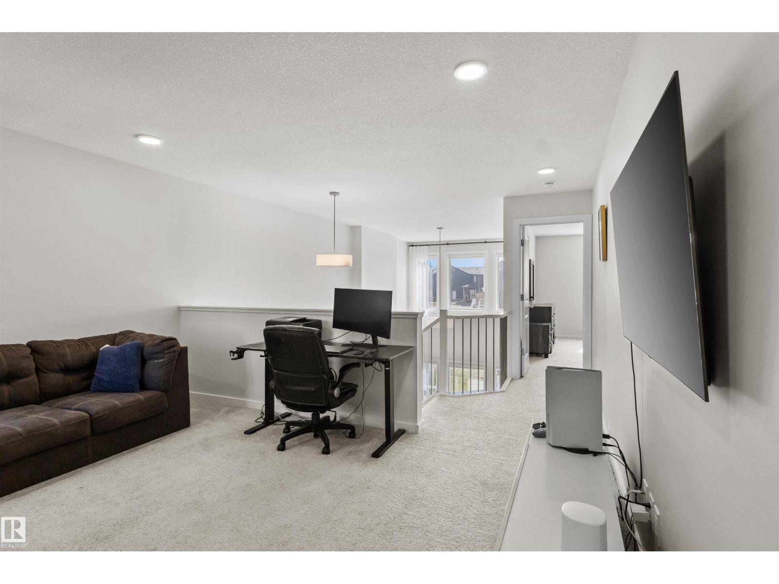 1471 PLUM CI SW - 20