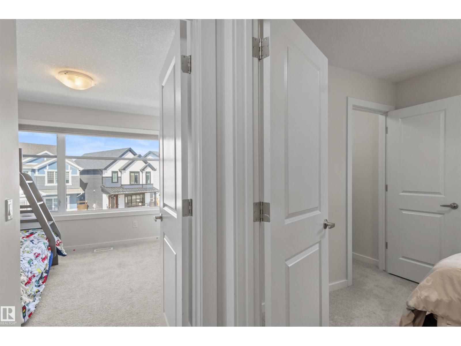 1471 PLUM CI SW - 28