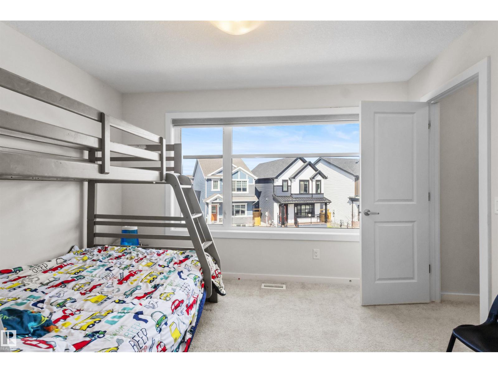 1471 PLUM CI SW - 29