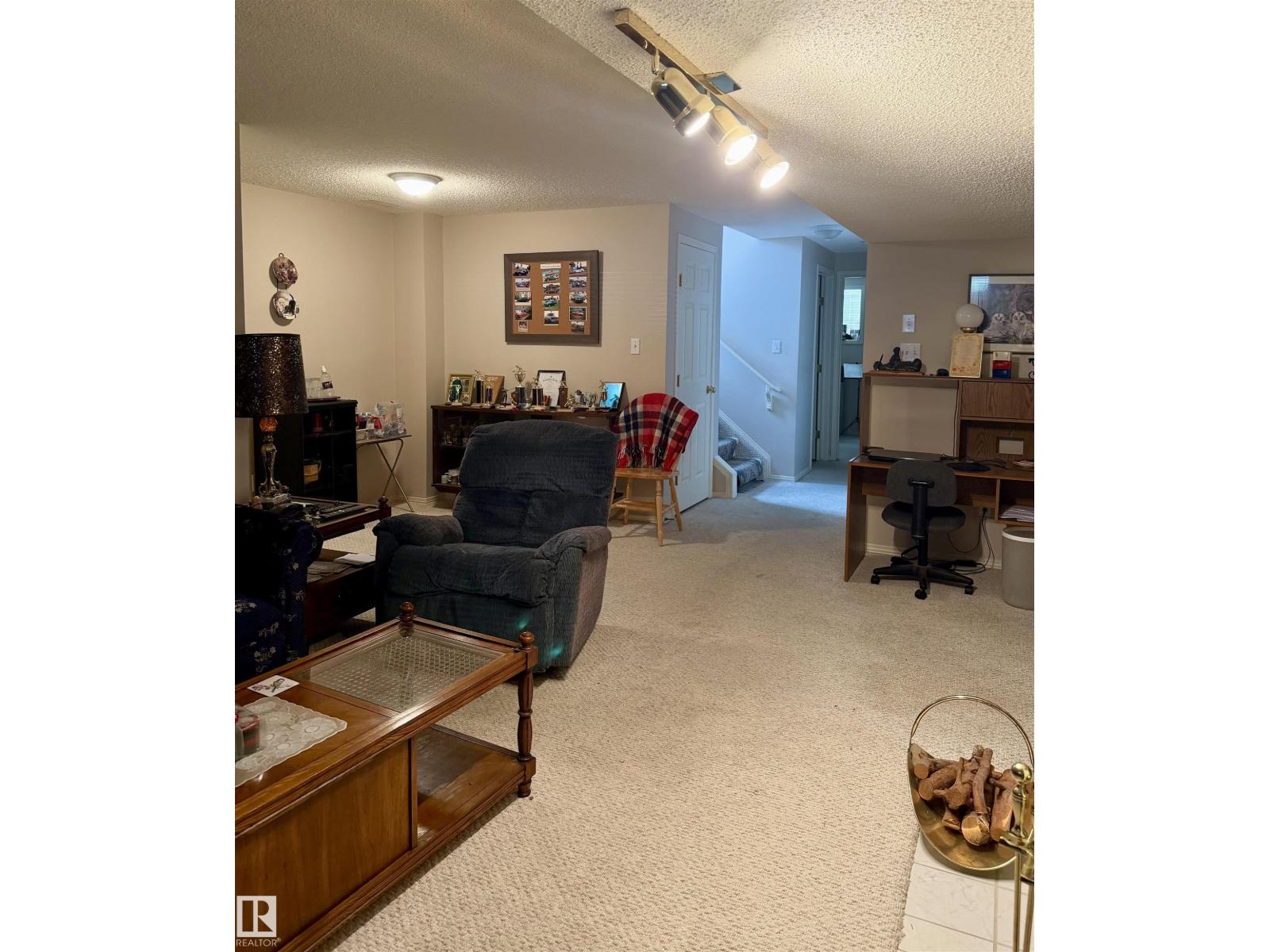 14839 47 ST NW - 17