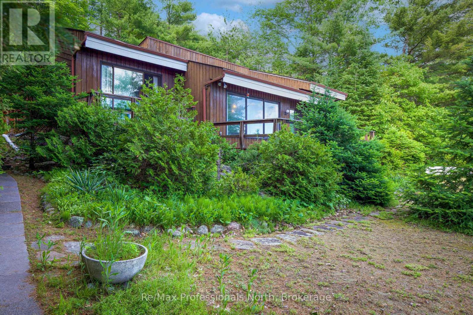 673 PENINSULA ROAD W - 10