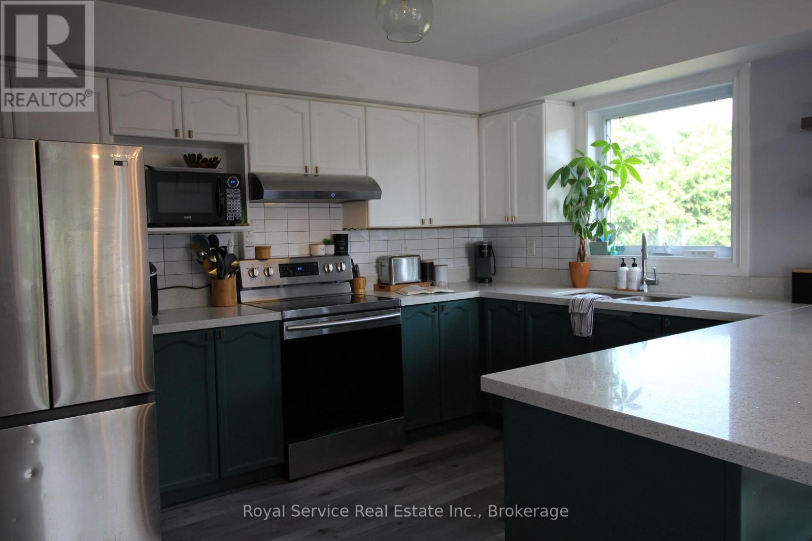 248 RUTTAN TERRACE - Image 4