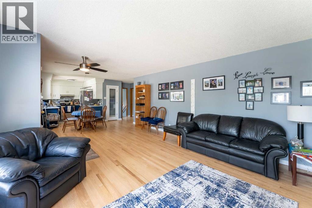 2084 19 Street N - Image 4