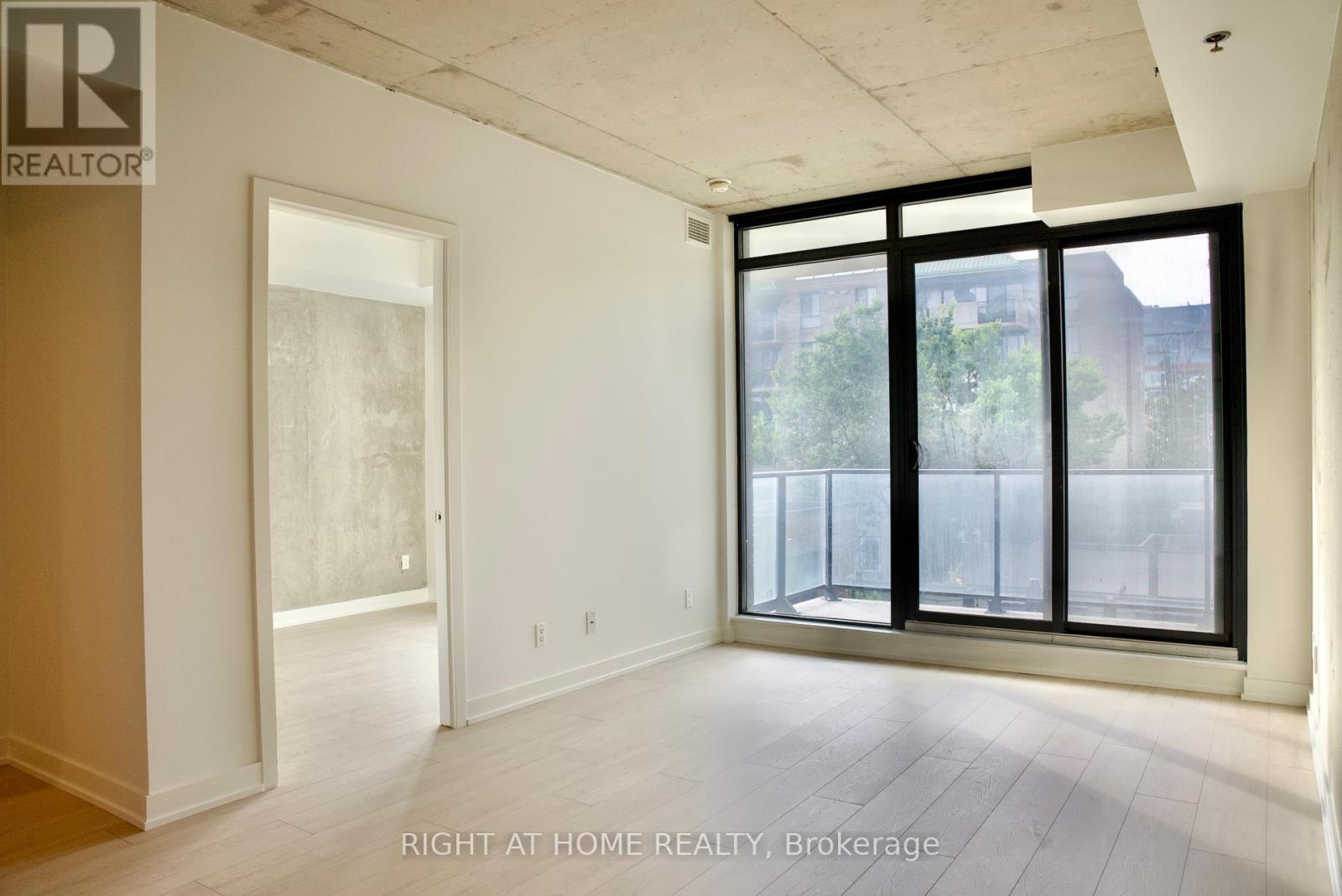 #310 203 CATHERINE STREET - 12