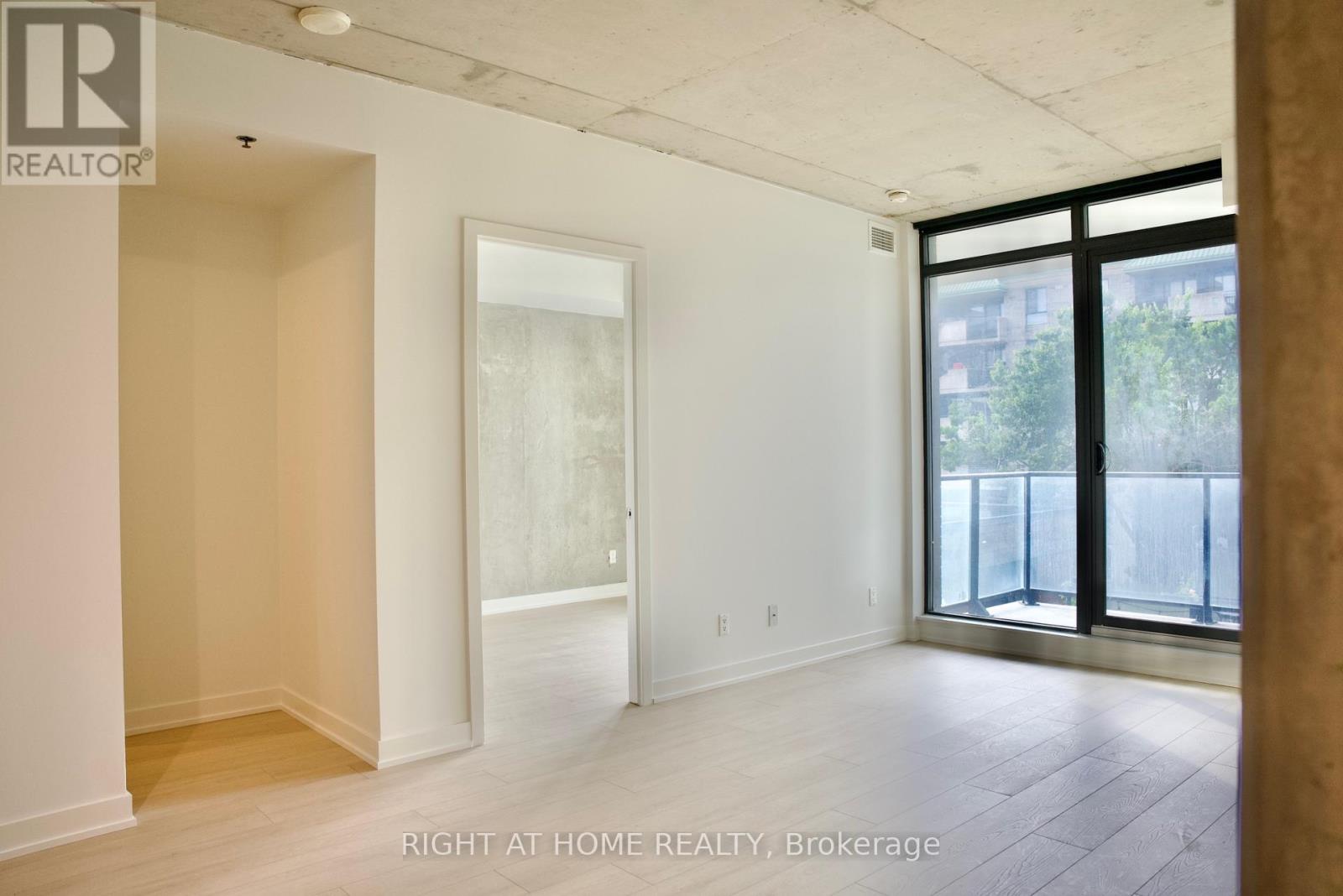 #310 203 CATHERINE STREET - 13