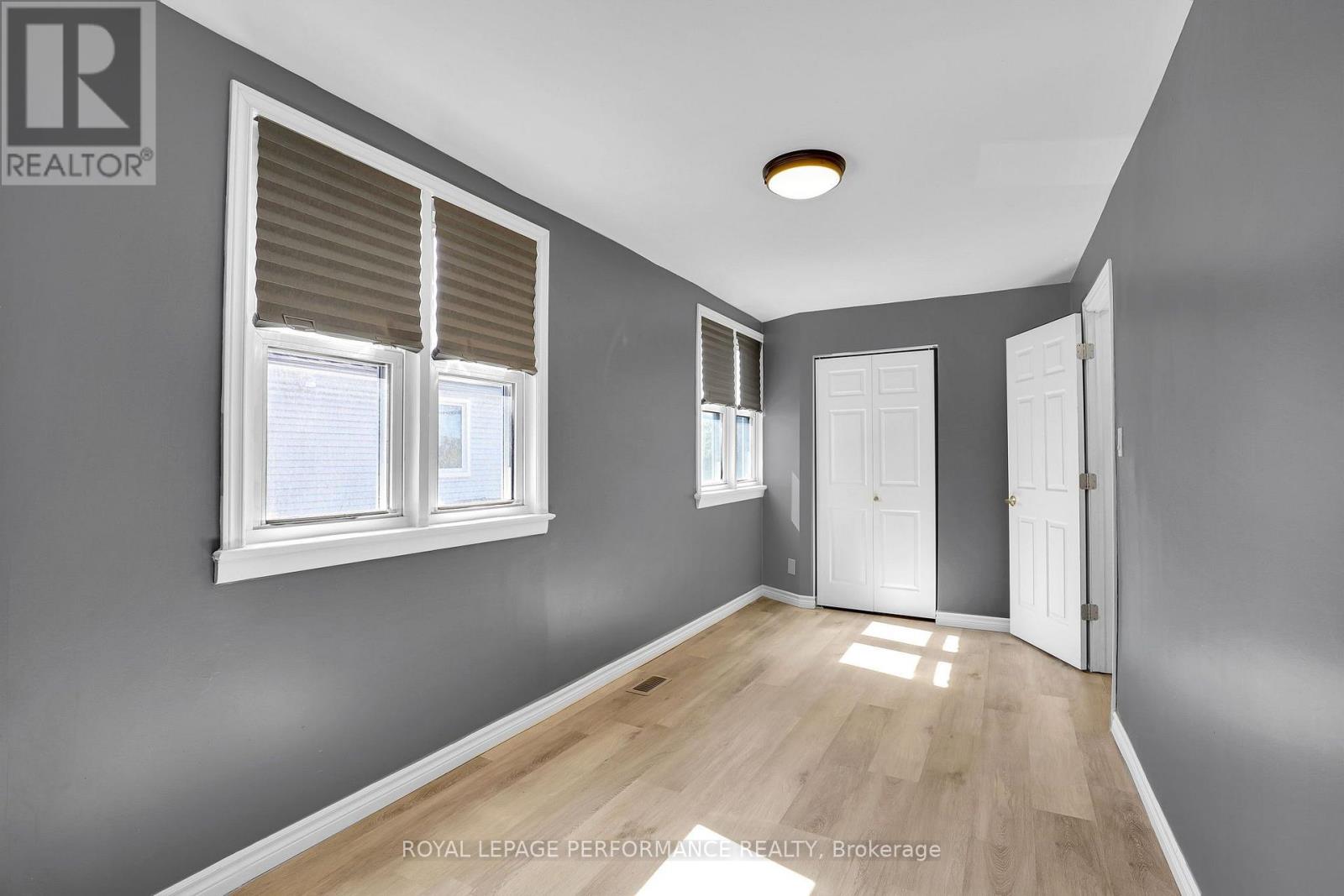 1482 LAPERRIERE AVENUE - 12