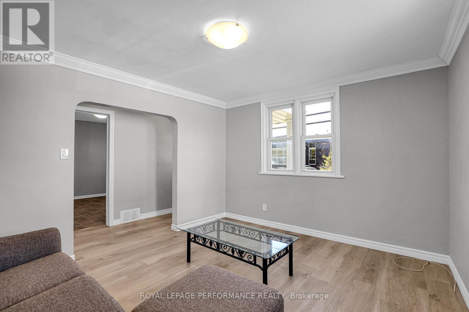 1482 LAPERRIERE AVENUE - 8