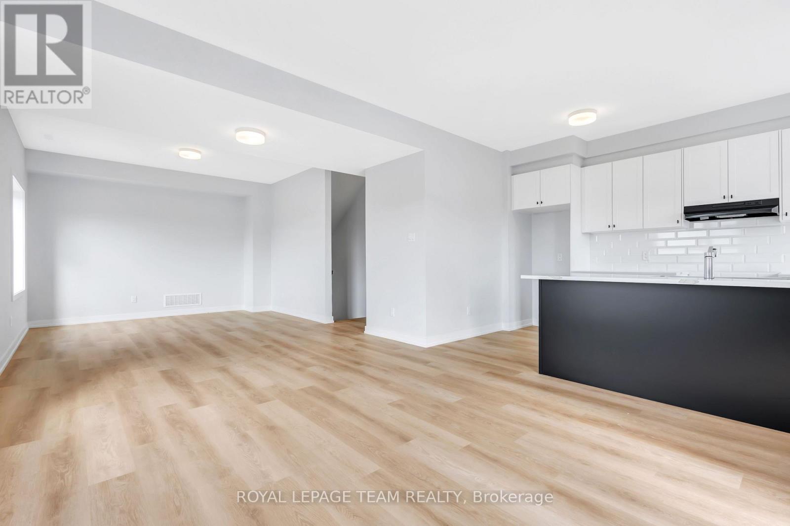 4 Bed, 3 Bath House for Rent in Ottawa – 512 CELESTINE PRIVATE, Ottawa – MLS# X13580930 - Image 17