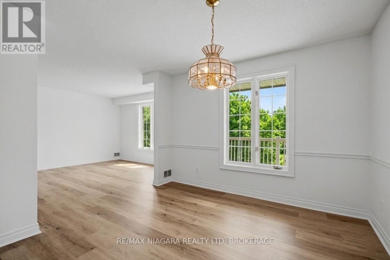 #202 250 LINWELL ROAD - 14