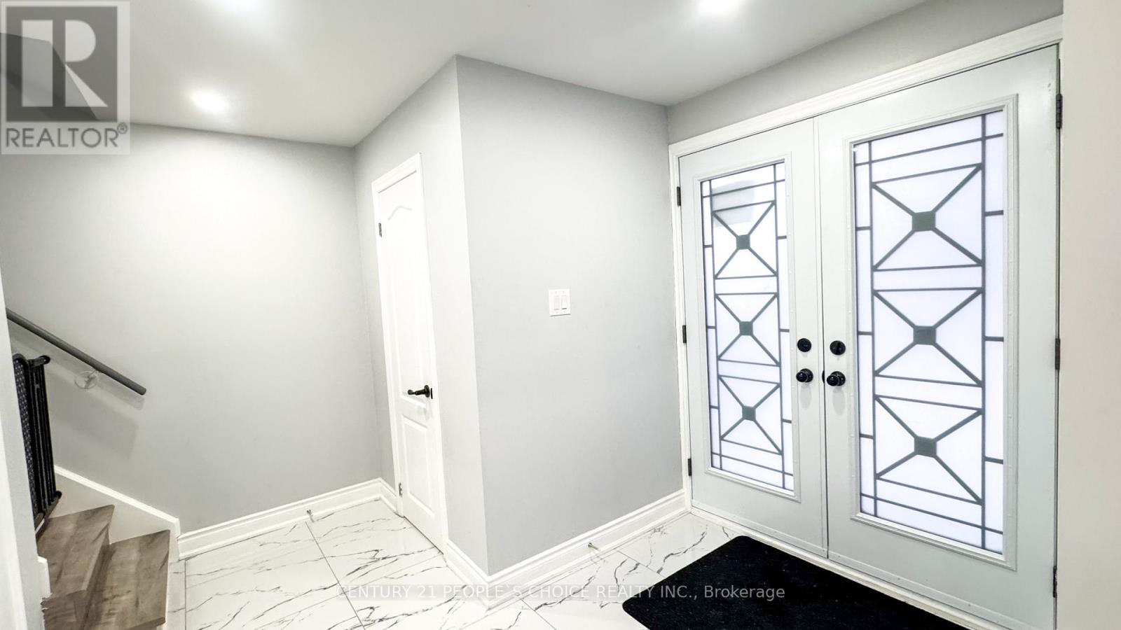 7 DALRAITH CRESCENT - 2