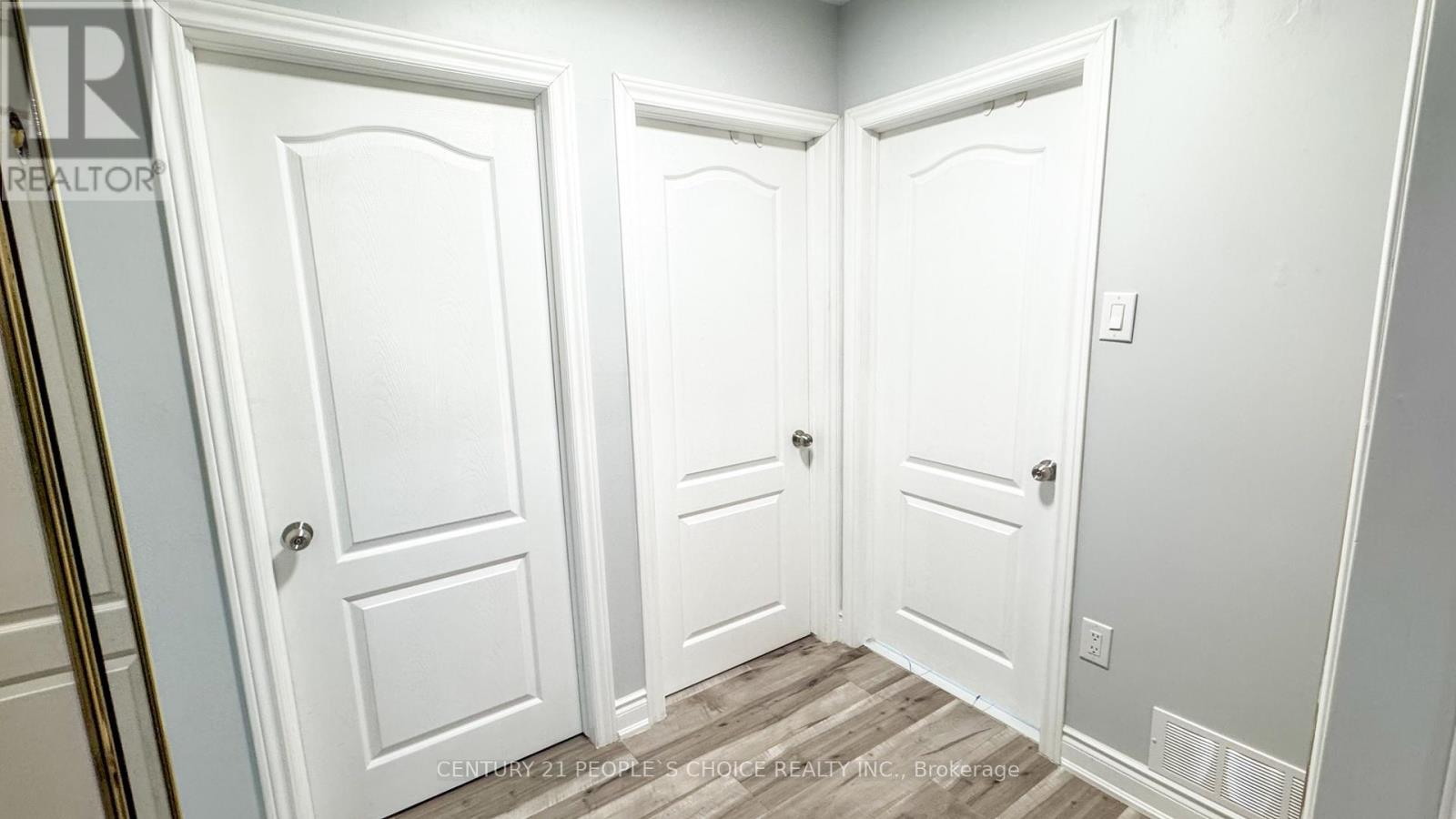 7 DALRAITH CRESCENT - 4
