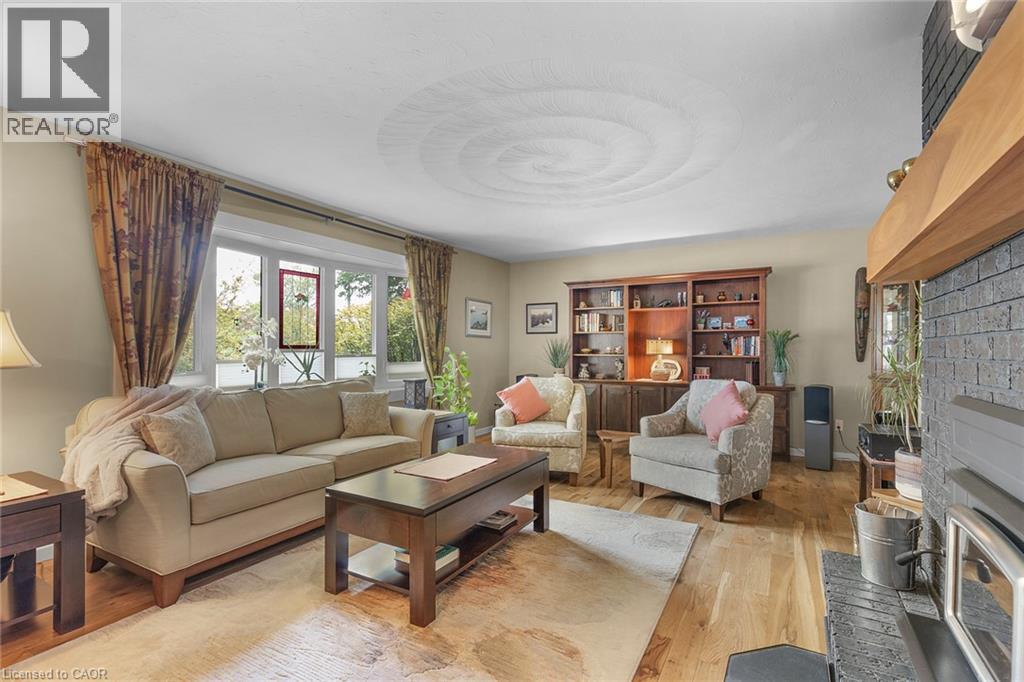 2733 RHINELAND Road - 22