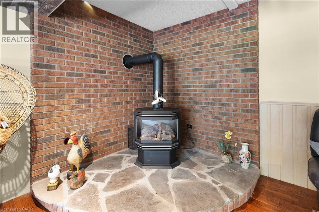 2733 RHINELAND Road - 42