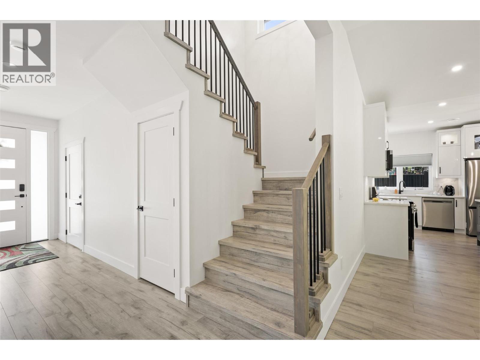 7670 Mountain Drive - Image 23