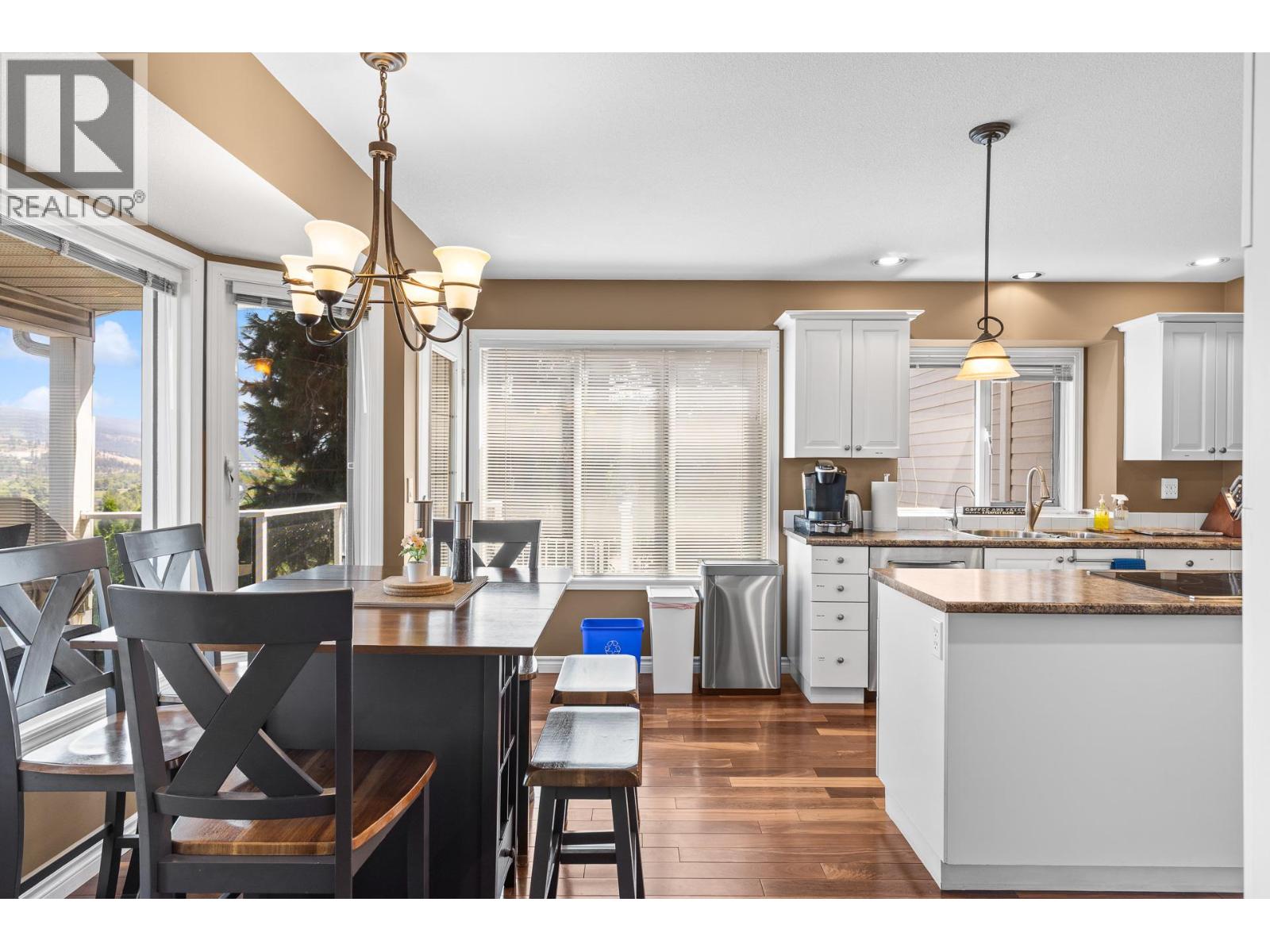11523 Pretty Road - 12