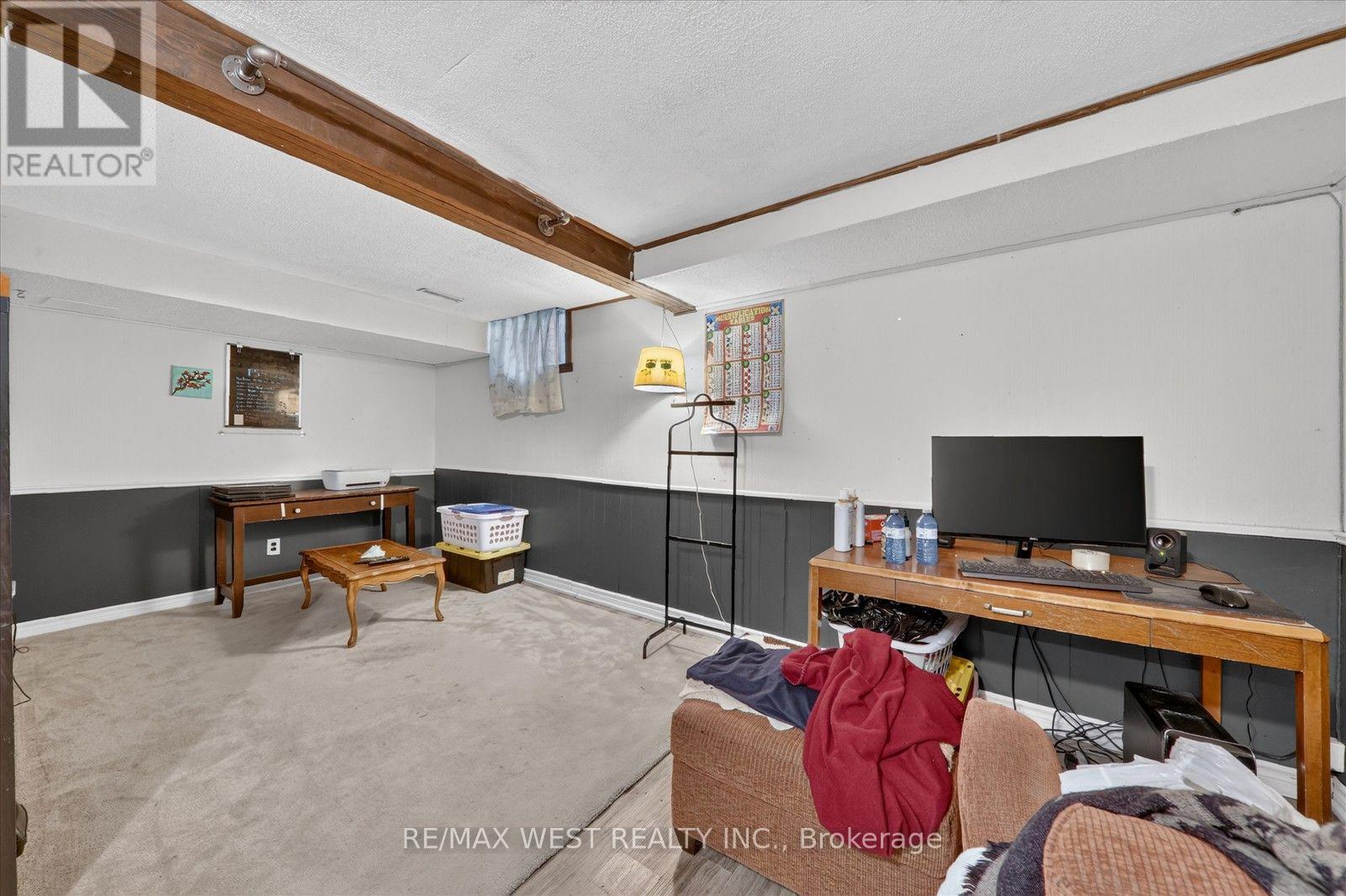66 BUSHWOOD COURT - 26
