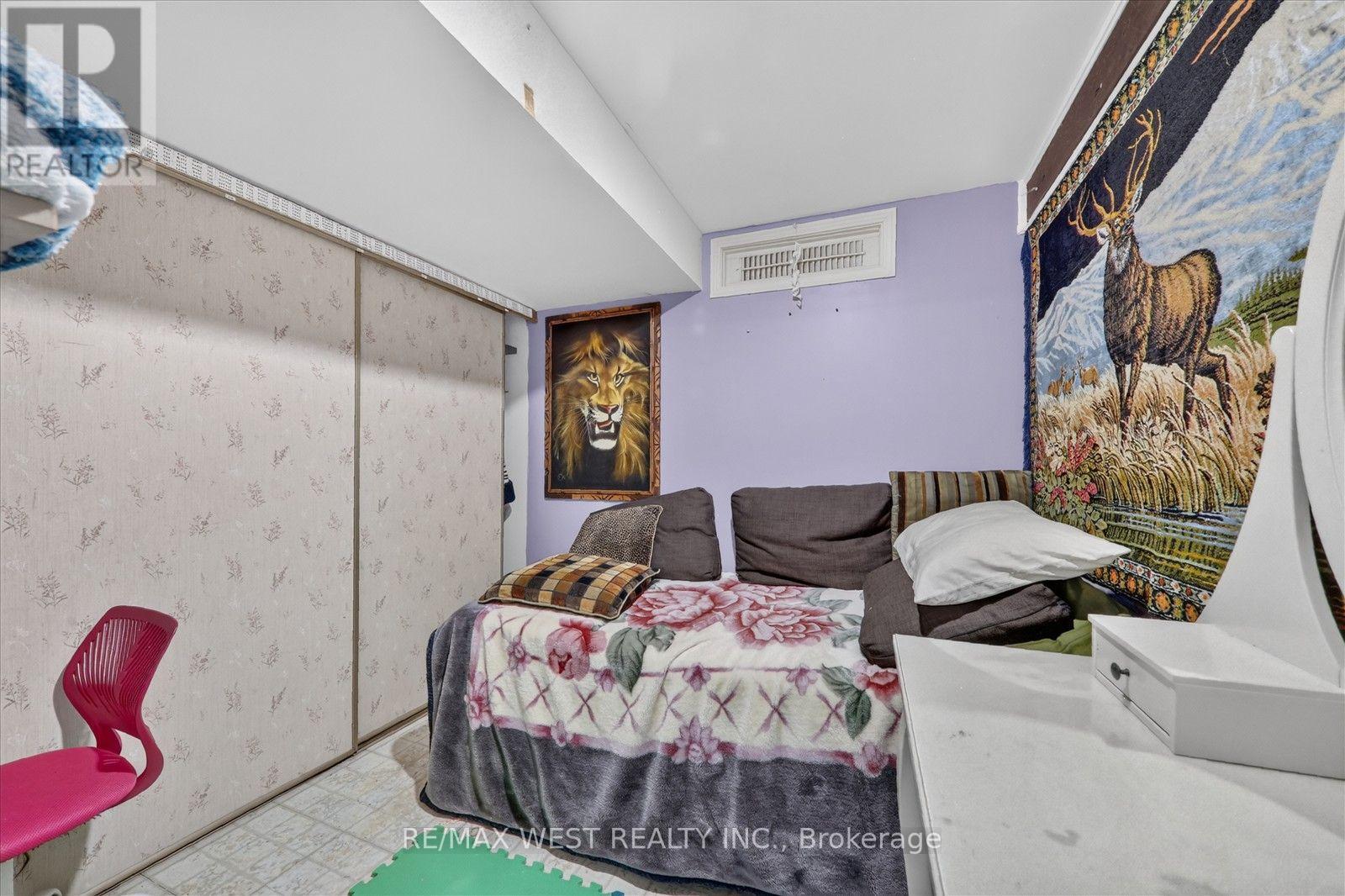 66 BUSHWOOD COURT - 28