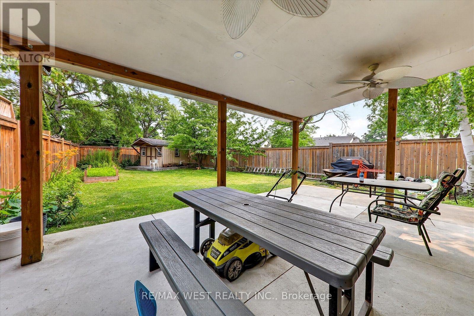 66 BUSHWOOD COURT - 31