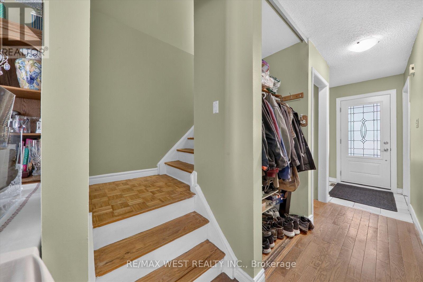 66 BUSHWOOD COURT - 7