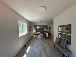Bedroom - 112082 Pth 59 Highway, Hillside Beach, MB R0E0E0 Photo 8